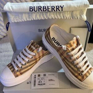 Burberry Beige and White Women's Sneakers